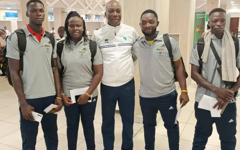 Une délégation mixte d'officiels de Dynamic Volleyball Djougou séjourne en France