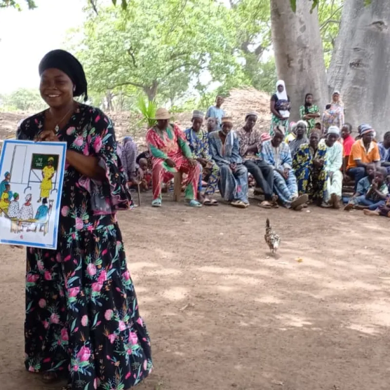 Sensibilisation Communautaire à Koua Sowolo : ONG TOSTAN et ses Partenaires Locaux en Action pour le Bien-être Communautaire
