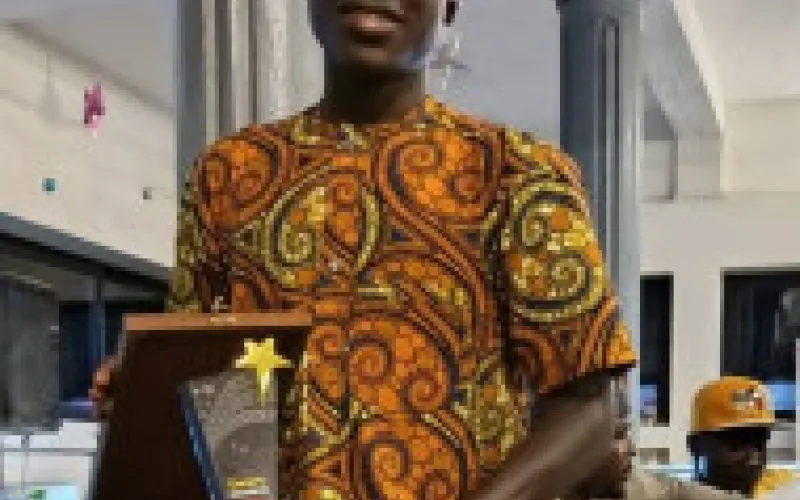 Sous les projecteurs des Oscars Atchoucouma 2025, la fierté de Dynamique FC de Djougou brille,  Ismaël Hakim remercie sa famille de terrain