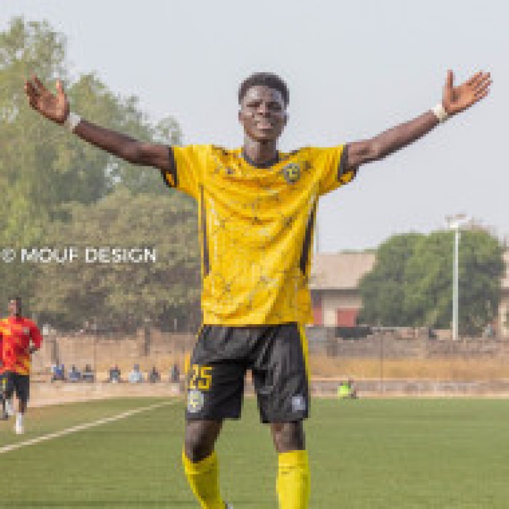 Fierté du Club, Issa Abdoul Hakim Ismaël, le plus jeune du groupe et déjà le meilleur buteur de son équipe